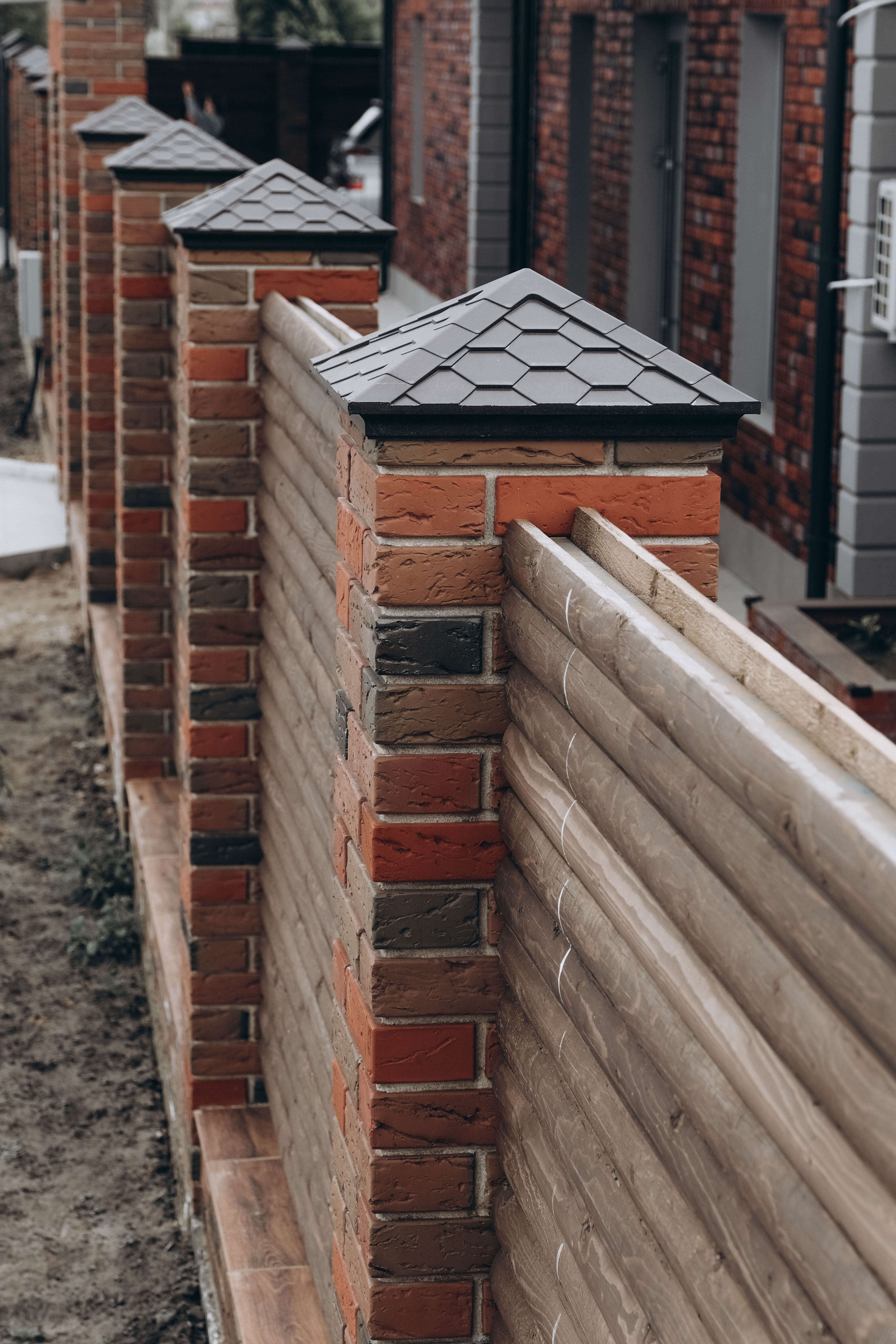 Колпак Zking Эверест Коричневый на столб 1.5х1.5 кирпича (390х390мм) в Троицке фото