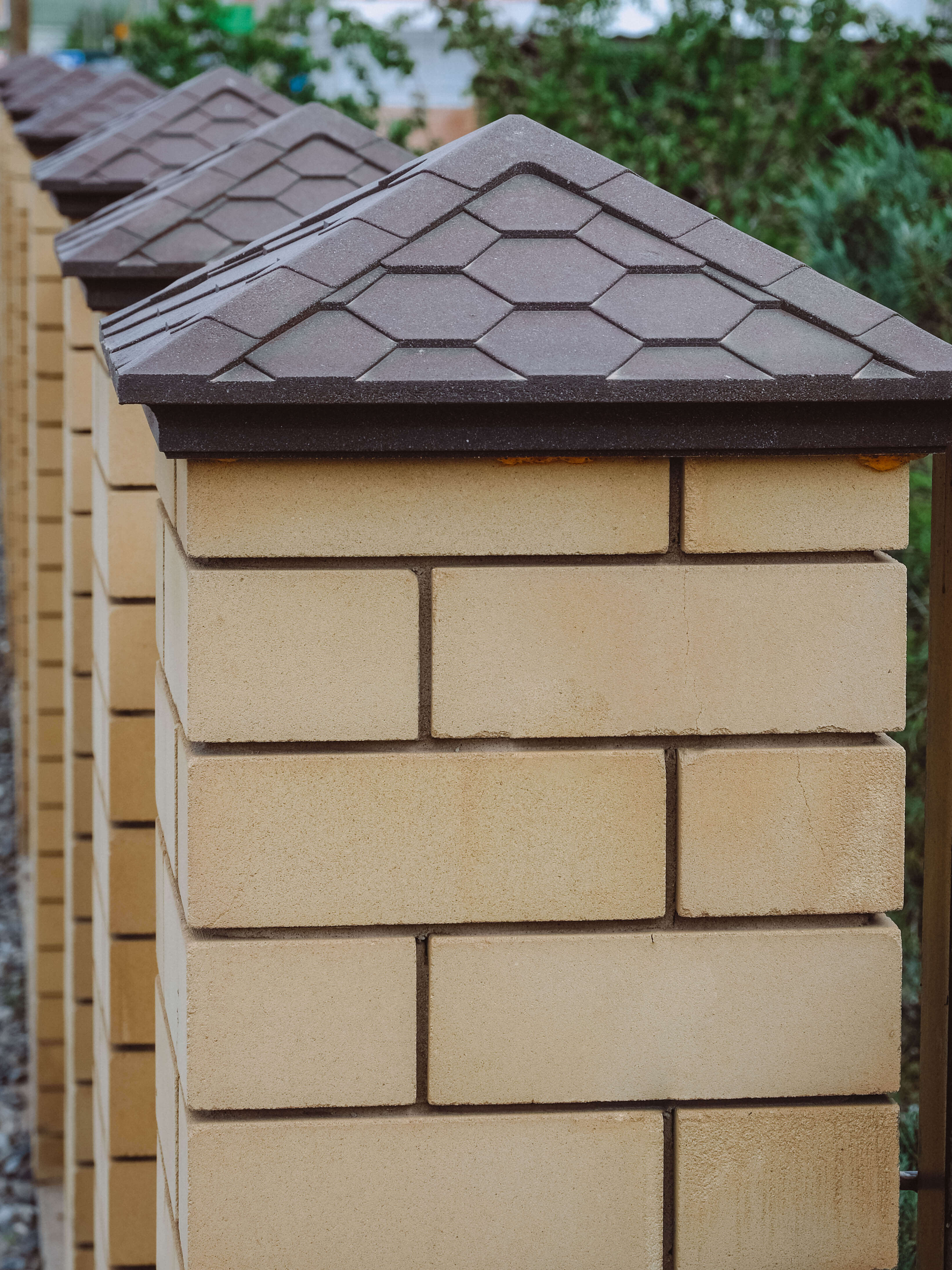 Колпак Zking Эверест Коричневый на столб 1.5х1.5 кирпича (390х390мм) в Троицке фото